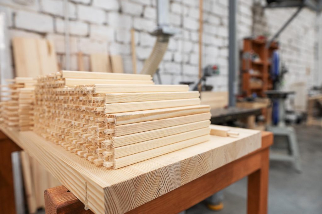 מחסן עצים חיפה